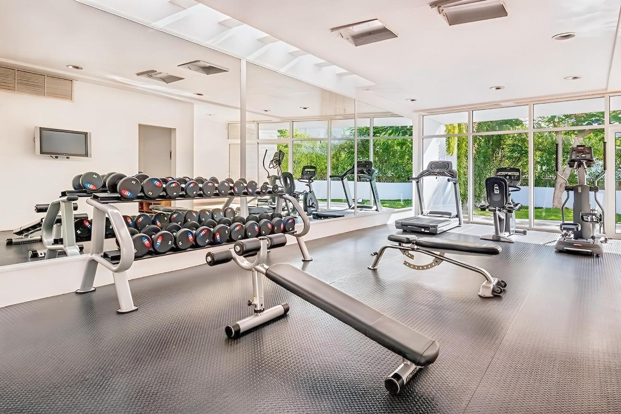 Luxury Duplex -4 Pers- 2Mn Beach&5Th Av, Pool, Gym プレヤデルカーメン エクステリア 写真