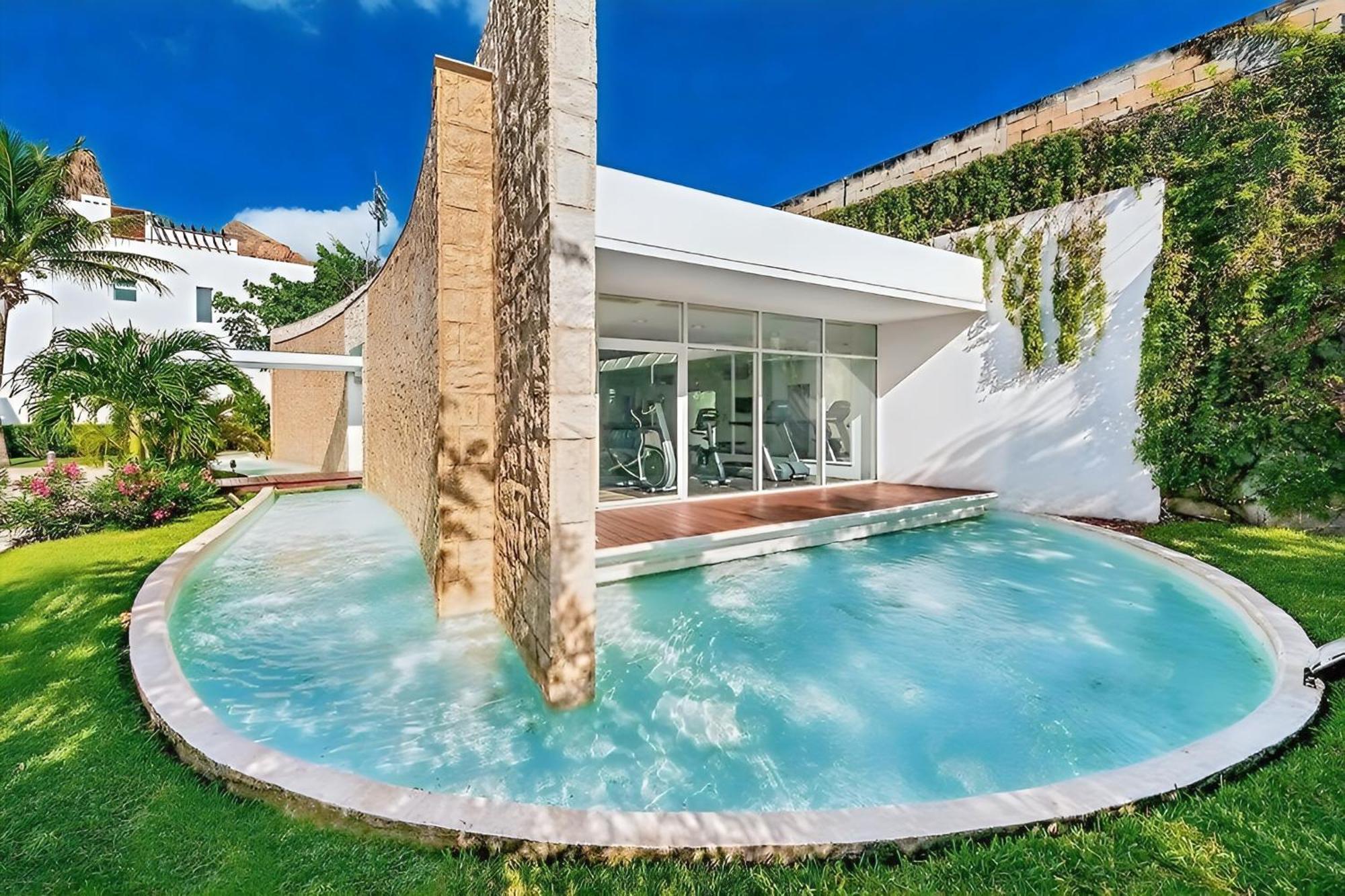 Luxury Duplex -4 Pers- 2Mn Beach&5Th Av, Pool, Gym プレヤデルカーメン エクステリア 写真